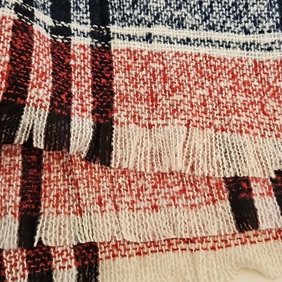 Just Cozy Blanket Fringed Scarf Red & Blue - Picture 11 of 16